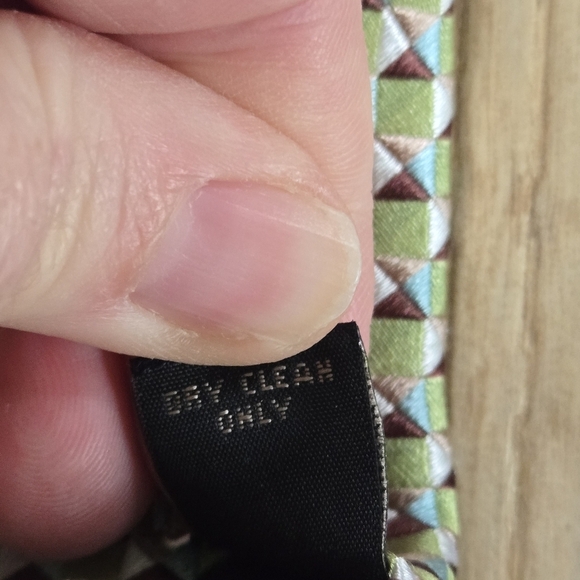 Banana Republic Green Patterned Men's 💯 Silk Tie - Picture 6 of 6